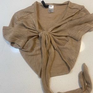 H&M KNIT TIE CROP TOP